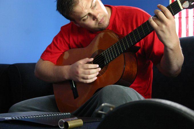 Meilleur Livre Pour Apprendre La Guitare