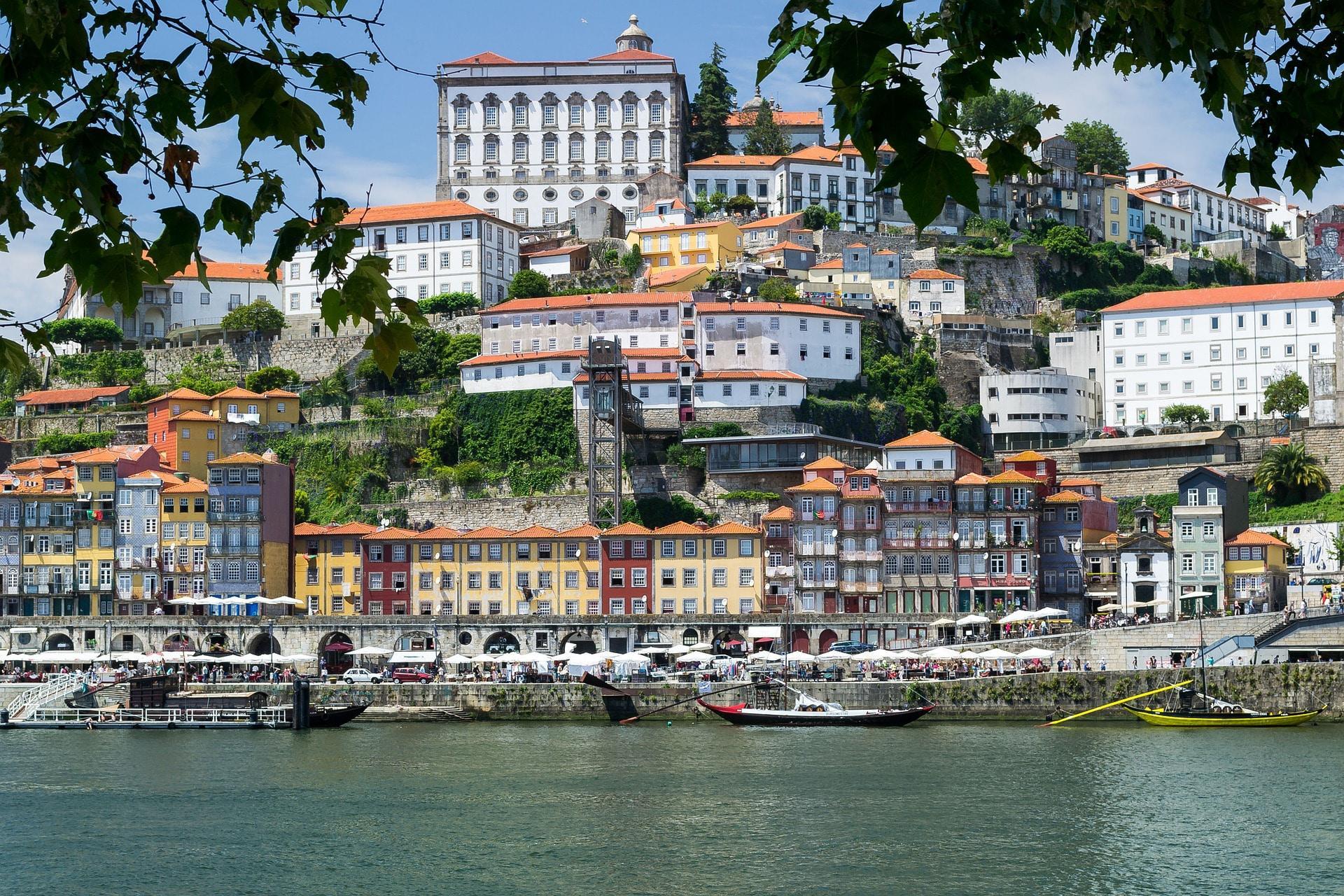 Quels sont les Différents Quartiers de Porto ? Superprof