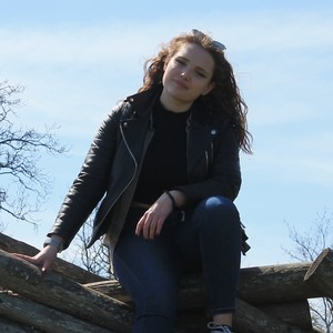 Lauryne - Prof de physique - Morlanwelz