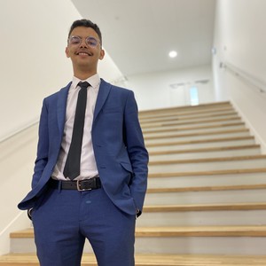 Hoc - Prof de maths - Évry-Courcouronnes