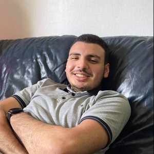 Jad - Prof de maths - Saint-Denis