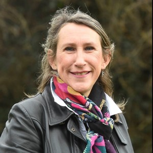 Hélène - Prof d'aide aux devoirs - Préseau