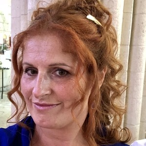 Florence - Prof d'aide à la rédaction de cv - lettre de motivation - Aubervilliers