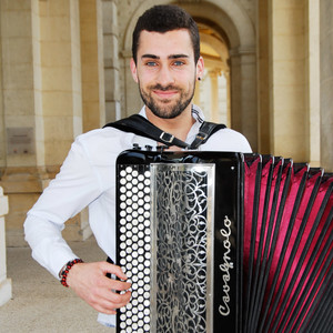 Bastien - Prof de solfège - Bordeaux