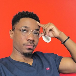 Atsu Kokuvi Angélo - Prof de maths - Saint-Christophe