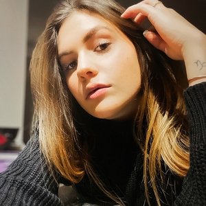 Amelya - Prof de français - Melun
