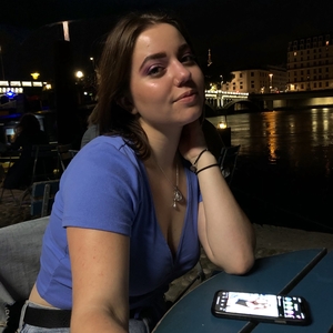 Eva - Prof d'espagnol - Grenoble