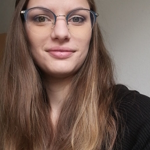 Julie - Prof d'aide aux devoirs - Port-Vendres