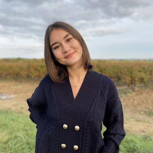 Clara - Prof de maths - Bordeaux