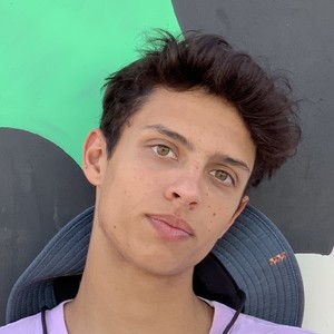 Theo - Prof d'aide aux devoirs - Vayres