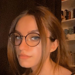 Laurine - Prof d'aide aux devoirs - Lardy