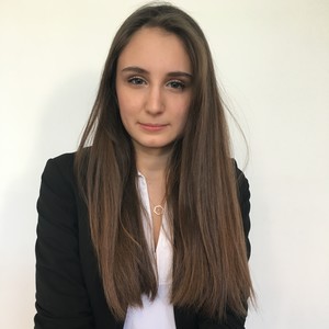 Chloe - Prof d'histoire - Nice