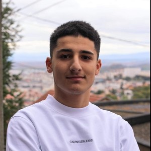 Hichem - Prof de maths - Marseille 2e