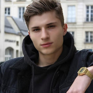 Tom - Prof d'aide aux devoirs - Asnières-sur-Seine
