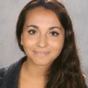 Laura - Prof de maths - Paris