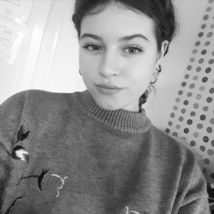 Louise - Prof de maths - La Guierche
