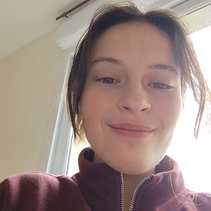 Louise - Prof d'aide aux devoirs - Caen
