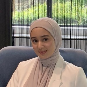Yasmine - Prof d'aide aux devoirs - Méru