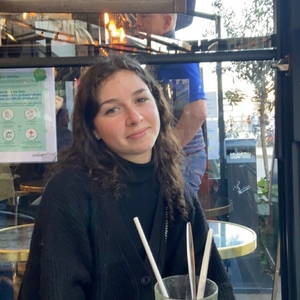 Lilou - Prof de maths - Cergy