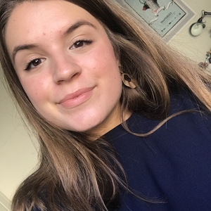 Anna - Prof de français - Angers