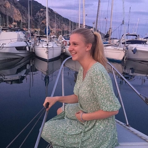 Chloé - Prof de français - Menton