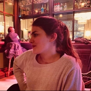 Julie - Prof de maths - Paris