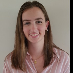 Justine - Prof de maths - Versailles