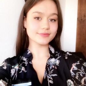 Léa - Prof de maths - Mont-Saint-Aignan
