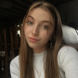 Lina - Prof d'aide aux devoirs - Tours