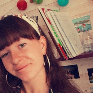Faustine - Prof de français - Toulon