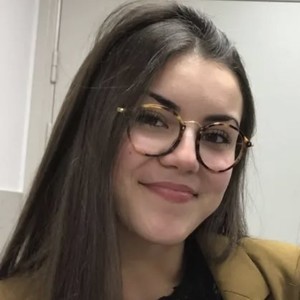Sarah - Prof d'aide aux devoirs - Épernay