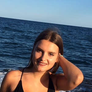 Ines - Prof de soutien scolaire - Seillons-Source-d'Argens