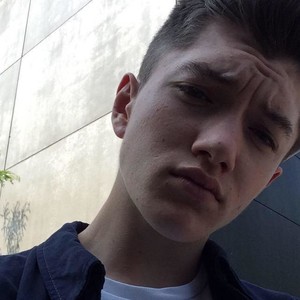 Enzo - Prof de maths - Saint-Herblain