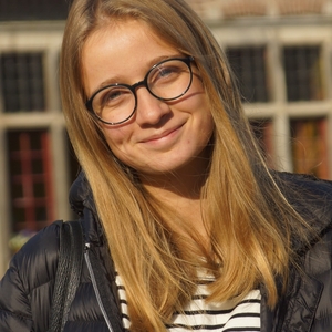 Eva - Prof d'anglais - Couffoulens