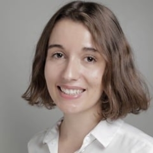 Clara - Prof de préparation concours écoles de commerce - Palaiseau