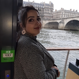 Lydia - Prof d'initiation informatique - Paris