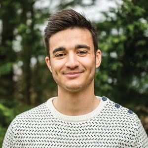 Victor - Prof de communication - La Rochelle