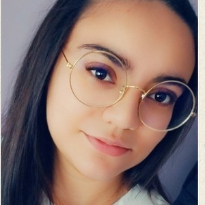 Lilia - Prof d'aide aux devoirs - Paris