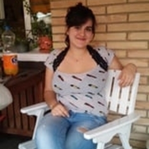 Nina - Prof d'aide aux devoirs - Corbeil-Essonnes