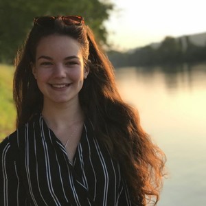Lisa - Prof d'aide aux devoirs - Sainte-Geneviève-des-Bois
