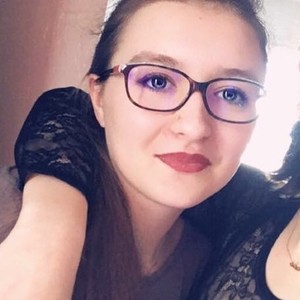 Laurine - Prof de maths - Caen