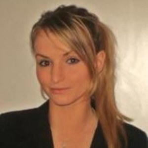 Delphine - Prof d'aide aux devoirs - Vaux-sur-Seine