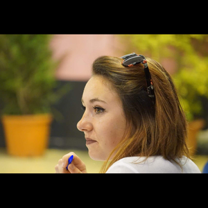 Julie - Prof d'aide aux devoirs - Saint-Avertin
