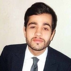 Gabriel - Prof de marketing - Paris
