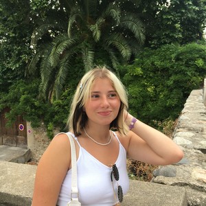 Noemy - Prof d'initiation informatique - Dunkerque