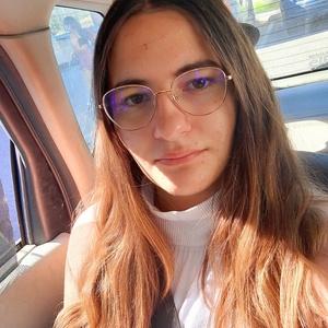 Laura - Prof de maths - Bussy-Saint-Georges