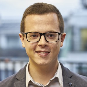 Tom - Prof de français - Paris