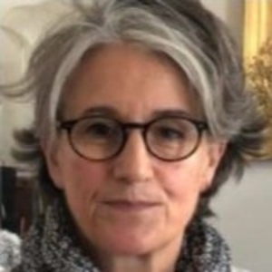 Christine - Prof d'aide à la rédaction de mémoires et thèses - Paris