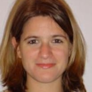 Constance - Prof d'aide à la rédaction de cv - lettre de motivation - Levallois-Perret