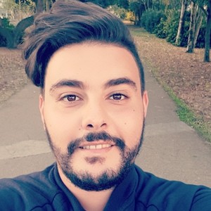 Oussama - Prof de biologie - La Rochelle